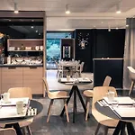 Mercure Nantes Ouest Zenith 4*
