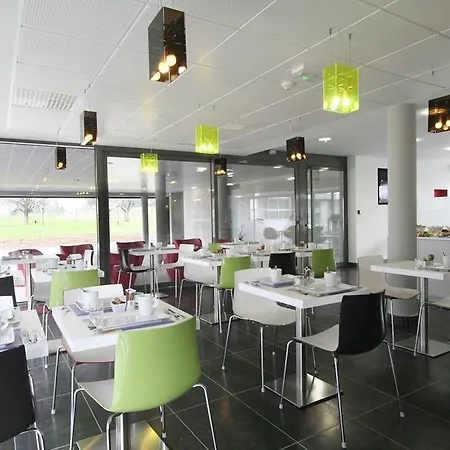 Mercure Nantes Ouest Zenith סנט-הרבלן
