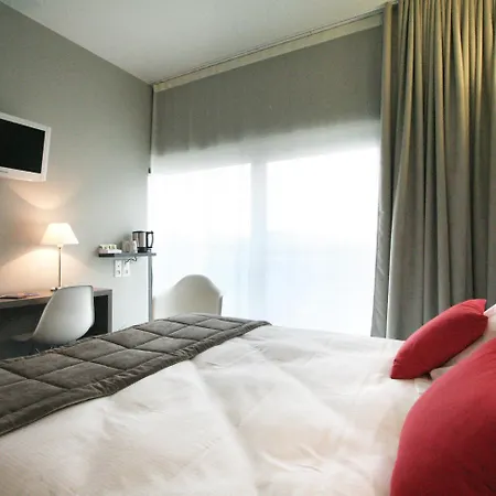 Mercure Nantes Ouest Zenith 4*