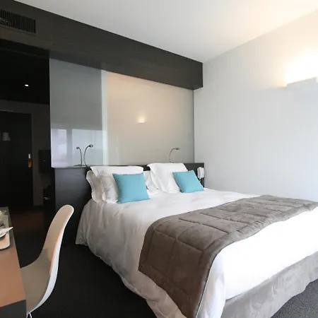 Hotel Mercure Nantes Ouest Zenith 4*