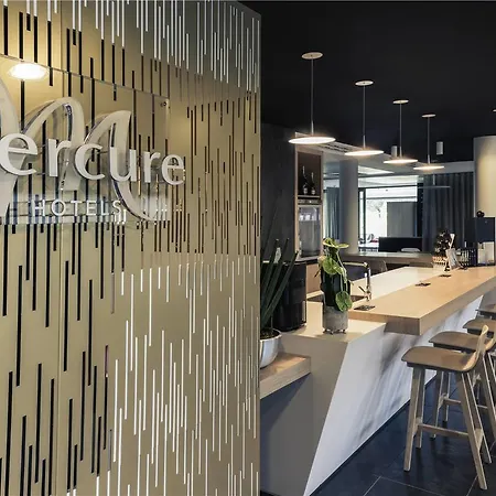 Mercure Nantes Ouest Zenith Hotel 4*
