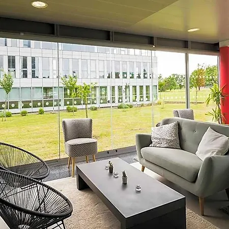 Mercure Nantes Ouest Zenith 4* 圣埃尔布兰