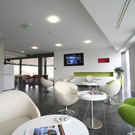 Mercure Nantes Ouest Zenith 4*