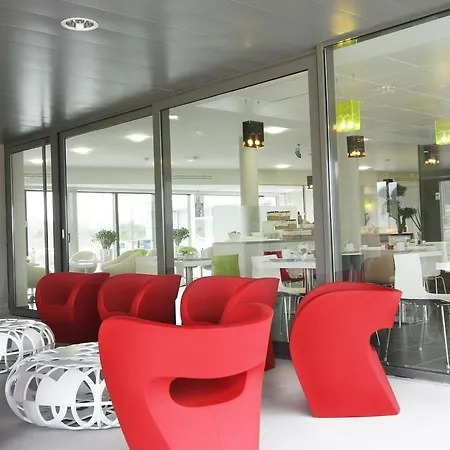Mercure Nantes Ouest Zenith 4* סנט-הרבלן