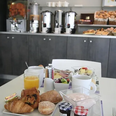 Mercure Nantes Ouest Zenith מלון 4*