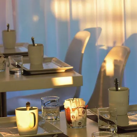 Mercure Nantes Ouest Zenith סנט-הרבלן