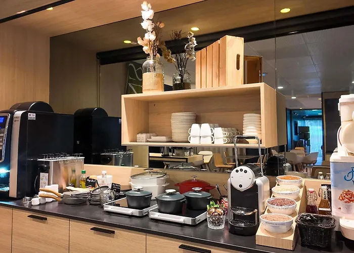 Mercure Nantes Ouest Zenith Hotel